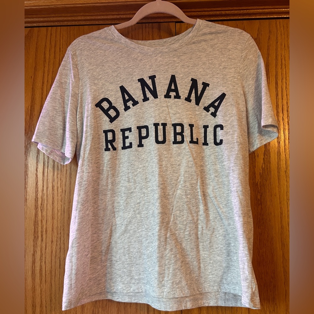 Banana Republic Light Gray Tee